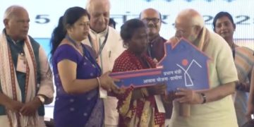 पीएम मोदी पूर्णिया एयरपोर्ट उद्घाटन Purnia Airport First Flight Ahmedabad Bihar Development Projects Modi मखाना बोर्ड स्थापना बिहार PM Modi Purnia Rally