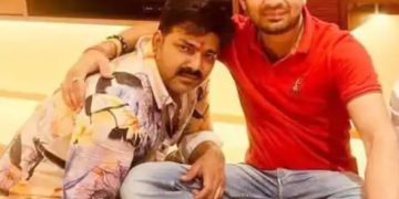 Tej Pratap Yadav speaking at rally Pawan Singh meeting BJP leaders in Delhi जनशक्ति जनता दल ब्लैकबोर्ड चिन्ह Tej Pratap और Prashant Kishor आरोप प्रत्यारोप बिहार सियासी संघर्ष 2025