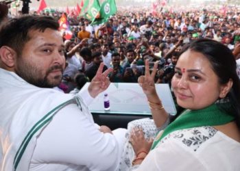 Tejashwi Yadav emotional statement, Rohini Acharya kidney donation, RJD Bihar news, लालू प्रसाद यादव family news, Bihar politics latest update