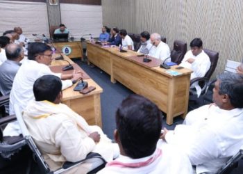 Mahagathbandhan Meeting Tejashwi Yadav Bihar Election 2025 तेजस्वी यादव महागठबंधन बैठक Bihar Politics Mahagathbandhan Strategy बिहार विधानसभा चुनाव 2025 सीट समीकरण