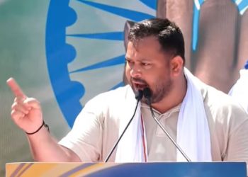 Voter Adhikar Yatra Live: तेजस्वी यादव ने कहा- दो भाजपाई चुनाव आयोग के साथ मिलकर कर रहे वोट चोरी