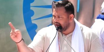 Voter Adhikar Yatra Live: तेजस्वी यादव ने कहा- दो भाजपाई चुनाव आयोग के साथ मिलकर कर रहे वोट चोरी