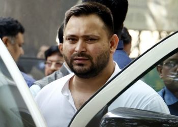 Tejashwi Yadav Bihar Adhikar Yatra 2025 बिहार अधिकार यात्रा जहानाबाद से शुरुआत तेजस्वी यादव चुनावी यात्रा बिहार RJD Bihar election campaign 2025