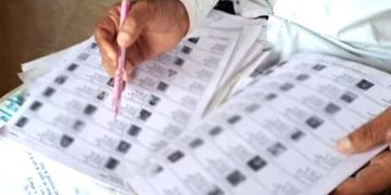 "बिहार मतदाता सूची 2025 की घोषणा" "पटना विधानसभा सीटों के वोटर डेटा" "EC द्वारा जारी अंतिम वोटर लिस्ट" "2025 चुनाव से पहले बिहार में मतदाता वृद्धि"