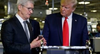 हाई-प्रोफाइल डिनर में ट्रंप ने Apple के सीईओ से जताई नाराजगी