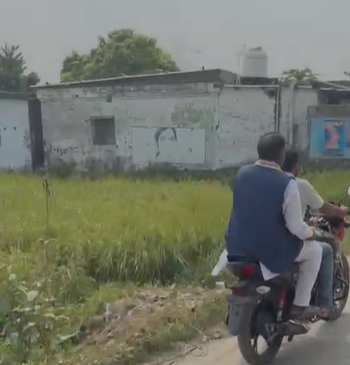 बिहार: कुढ़नी विधानसभा उपचुनाव के बीच BJP मंत्री केदार गुप्ता का वायरल वीडियो, विरोधियों की भीड़ से प्रचार स्थल से पीछे हटते दिखे