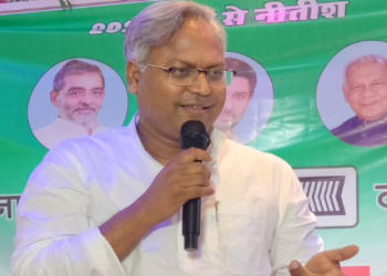 जेडीयू राष्ट्रीय महासचिव मनीष वर्मा ने राजापाकर में NDA प्रत्याशी के समर्थन में की जनसभा, नीतीश कुमार को बताया बिहार का ‘अजातशत्रु’