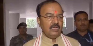 पटना: केशव प्रसाद मौर्य का महागठबंधन पर तीखा प्रहार, नीतीश कुमार को फिर CM बनाने का दावा