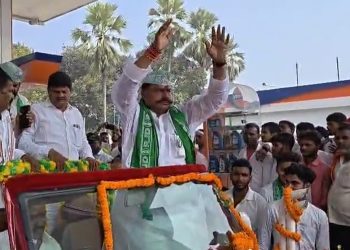 Lallu Mukhiya Baadh nomination 2025, RJD Baadh roadshow, बाढ़ विधानसभा लल्लू मुखिया नामांकन, RJD Bihar election Baadh