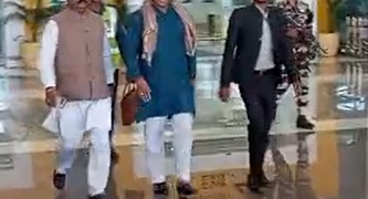 Bihar Election 2025: खेसारी के चुनाव लड़ने पर, रवि किशन-मनोज तिवारी ये क्या बोल दिया