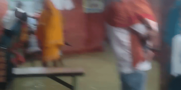 Motihari News रक्सौल डंकन हॉस्पिटल बारिश के पानी से हुआ जलमग्न,  मरीज और डॉक्टर की बढ़ी परेशानी