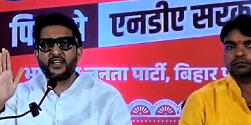 ऋतुराज सिन्हा का तेजस्वी यादव पर तीखा प्रहार, पलायन का मुद्दा गरमाया