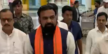 बिहार चुनाव 2025: सम्राट चौधरी का महागठबंधन पर तीखा प्रहार, कहा- कांग्रेस में सीट बंटवारा हुआ ही कहां, एक-दूसरे के खिलाफ उम्मीदवार उतार रहे