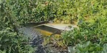 बिहार के सुपौल में दर्दनाक सड़क हादसा: बोलेरो नहर में गिरी, पति-पत्नी और बेटी की मौत, चार बच्चे बाल-बाल बचे