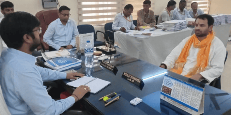 तेजप्रताप यादव के पास 2.88 करोड़ की संपत्ति,  8 अपराधिक मामले दर्ज