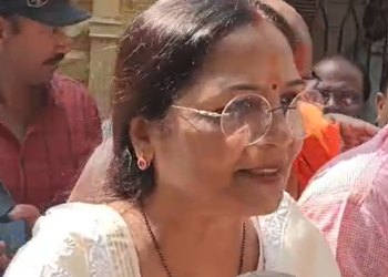 बिहार चुनाव 2025: सासाराम से एनडीए प्रत्याशी बनीं उपेंद्र कुशवाहा की पत्नी स्नेह लता, पति बोले- जनता का है पूरा समर्थन