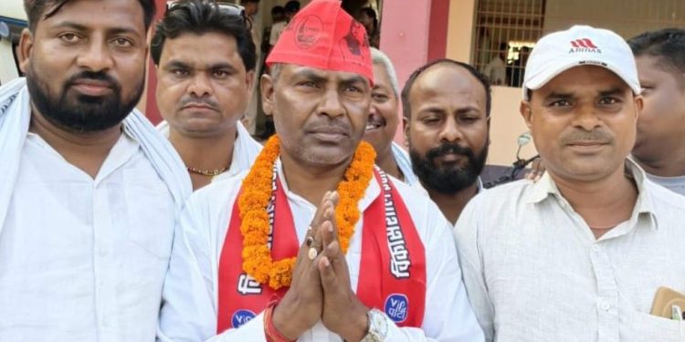 Kusheshwarsthan Ganesh Bharti nomination cancel Bihar, Bihar election 2025 VIP candidate news, Mukesh Sahni VIP controversy Bihar, Darbhanga Kusheshwarsthan election update, Mahagathbandhan setback Bihar election