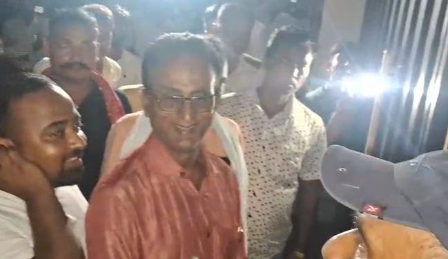 राबड़ी आवास में बाहुबली नेता की ‘नो एंट्री’.. टिकट की चाह में पहुंचे अशोक महतो को लौटना पड़ा खाली हाथ