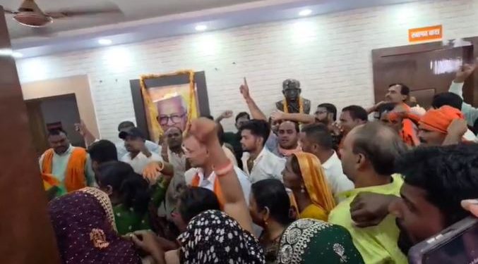 BJP Bihar Office Protest 2025, Bihar BJP Ticket Distribution News, BJP Leader Dharamendra Kumar Resignation, Bihar Election BJP Candidate List, Bihar BJP Workers Protest, BJP Bihar 71 Candidates List