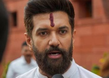 “Chirag Paswan पार्टी कार्यालय में” “चिराग पासवान मीडिया वार्ता” “LJP के नेताओं की बैठक” “बिहार चुनाव 2025 राजनीति”