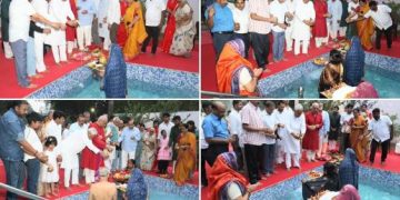 उगते सूर्य को अर्घ्य देते श्रद्धालु बिहार Nitish Kumar Chhath Puja 2025 Patna Ghat Chhath Celebration Chhath Puja Bihar Devotees Lok Aastha Mahaparv Surya Arghya