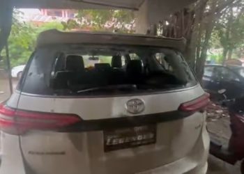 Mokama news, Bihar violence, Anant Singh news, दुलारचंद यादव फायरिंग, मोकामा झड़प, तेजस्वी यादव attack, Bihar election updates, Mokama police action, Patna politics, Election Commission Bihar