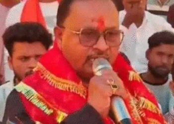 Gopal Mandal Bihar Election 2025 गोपालपुर में जेडीयू बगावत Gopal Mandal Independent Nomination Bihar नीतीश कुमार और गोपाल मंडल विवाद Bihar election JDU rebellion news