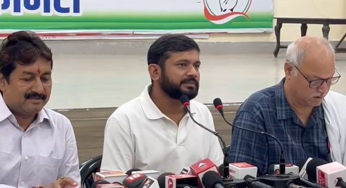 Kanhaiya Kumar Bihar Congress campaign launch Kanhaiya Kumar addressing media in Patna Bihar Congress 20 Saal 20 Sawal poster Kanhaiya Kumar attacking BJP JDU in Bihar Bihar election 2025 Congress strategy