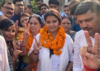 लालगंज सीट पर लड़ाई खत्म: कांग्रेस प्रत्याशी ने नामांकन वापस लिया.. अब शिवानी शुक्ला अकेले मैदान में