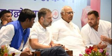 Lalu Yadav symbol distribution Bihar, Congress RJD seat sharing dispute, CPI Bihar candidate list, Tejashwi Yadav Raghopur nomination, Bihar Mahagathbandhan internal rift