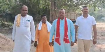 बोधगया से निर्दलीय चुनाव लड़ते इंजीनियर नंदलाल मांझी बिहार विधानसभा चुनाव में एनडीए को झटका गया जिले में हम पार्टी नेता की बगावत नंदलाल मांझी के नामांकन के बाद राजनीतिक हलचल