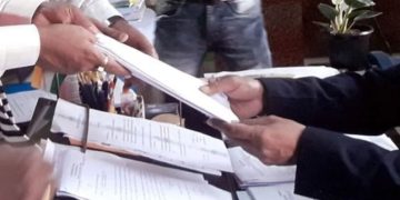 Bihar Election 2025 nomination process photo, Bihar assembly election phase one voting image, Patna election 2025 news image, Bihar districts voting map photo