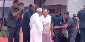 Nitish Kumar security lapse viral video, Bihar CM security Z plus, Bihar politics 2025 news, Gandhi Jayanti Patna event, Nitish Kumar safety breach