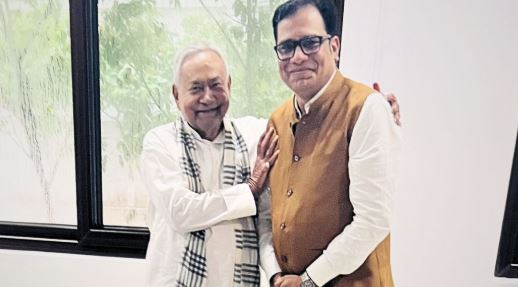 Bihar Election 2025 Khagaria politics news JDU MLA Sanjeev Singh joins RJD photo Parbatta seat khagaria election update Bihar politics latest news hindi