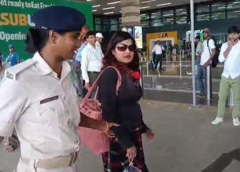पटना एयरपोर्ट, CISF जवान, संदिग्ध महिला हिरासत में, पटना पुलिस जांच, एयरपोर्ट सुरक्षा अलर्ट