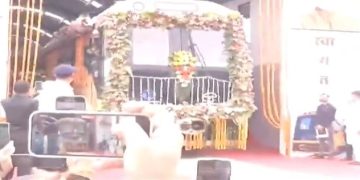 “Nitish Kumar inaugurating Patna Metro at ISBT Station” “Patna Metro first ride with Nitish Kumar and ministers” “Inside view of Patna Metro coach with passengers” “Patna Metro running between ISBT and Bhutnath stations”