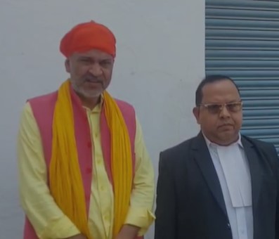 पीएम मोदी की मां पर अभद्र टिप्पणी विवाद – शेखपुरा कोर्ट ने महागठबंधन नेताओं को नोटिस जारी किया