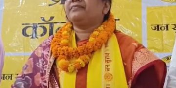 पूनम सिन्हा का राजनीति दांव, श्रवण कुमार से होगी टक्कर