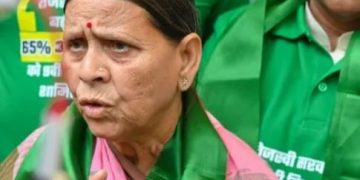 राबड़ी देवी का मोदी-नीतीश पर तीखा वार.. विकास हुआ है तो इतना प्रचार क्यों ? तेज प्रताप के लिए कही ये बात