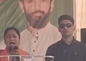 बिहार चुनावी रण में तेजी: दिल्ली सीएम रेखा गुप्ता ने मुजफ्फरपुर के बोचहा में की जनसभा, एनडीए की जीत का किया दावा