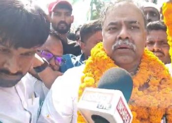 तरैया से राजद प्रत्याशी शैलेन्द्र प्रताप सिंह ने किया नामांकन.. कार्यकर्ताओं में दिखा जोश