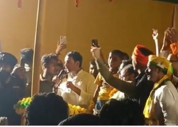 Tej Pratap Yadav Mahnar Attack, तेज प्रताप यादव पर हमला, RJD supporters protest in Mahnar, Bihar election violence, JJD candidate Jay Singh Rathore