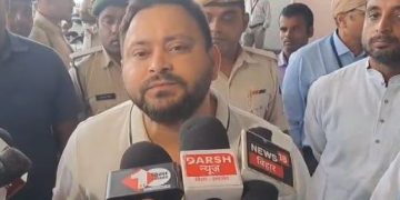 Tejashwi Yadav Press Conference Photo, Bihar Election 2025 Tejashwi Yadav Image, Tejashwi Yadav Attack NDA Picture, RJD Election Campaign Photo, Tejashwi Yadav Bihar Politics Image