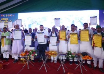 “Tejashwi Yadav addressing Ambedkar Dalit-Adivasi Samvad in Patna” “Tejashwi Yadav Dalit Adivasi Nyay Sankalp Launch Bihar” “Tejashwi Yadav promoting social justice and reservation reforms in Bihar”