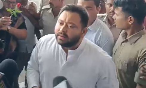 तेजस्वी यादव प्रेस बयान, जीतन राम मांझी कविता पोस्ट, बिहार एनडीए विवाद, बिहार राजनीति 2025, RJD प्रेस कॉन्फ्रेंस