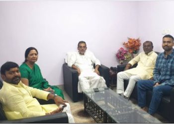 Upendra Kushwaha NDA support Bihar election 2025, उपेंद्र कुशवाहा NDA प्रचार बिहार चुनाव, Upendra Kushwaha with NDA leaders photo