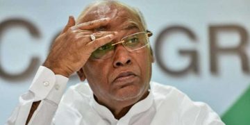 Mallikarjun Kharge Hospital Latest News, मल्लिकार्जुन खरगे अस्पताल में भर्ती, Congress President Health Update October 2025, Kharge Health Condition Stable at Bangalore Hospital