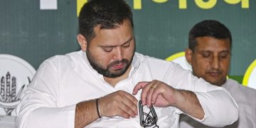 RJD Meeting Tejashwi Yadav
