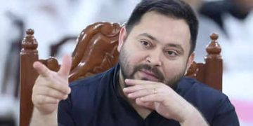 Tejashwi Yadav review meeting photo, RJD Bihar election defeat analysis, Bihar politics 2025 Tejashwi strategy