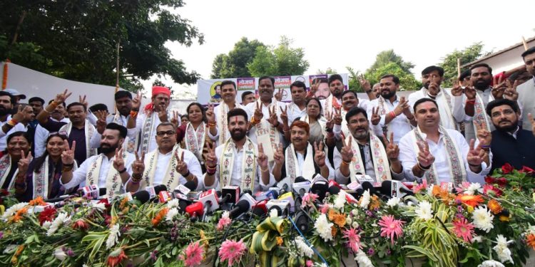 Nitish Kumar Oath Ceremony Bihar Gandhi Maidan Chirag Paswan Reaction on Bihar Cabinet LJP Ramvilas Ministers Sanjay Kumar Singh Sanjay Paswan Bihar New Government Swearing-in Ceremony